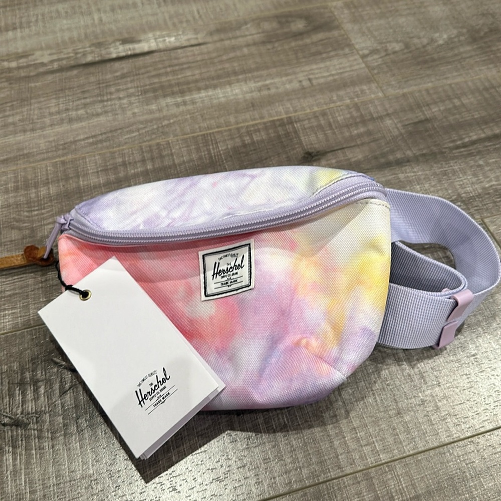 NWT Herschel Fanny Bag